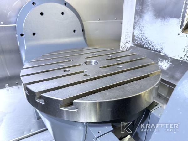 Industriemaschinen zum Bearbeitungszentrum HAAS UMC 750 SS 90145 