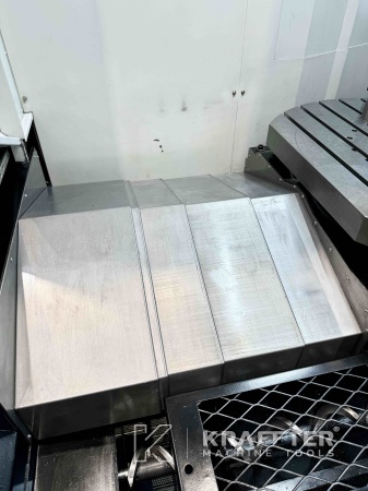 CNC Bearbeitungszentrum für Metall für die Feinmechanik EUMACH UMC1000 90122