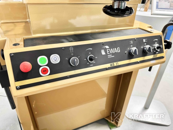 Bedienpult auf Schärfmaschine Ewag WS 11 90124 