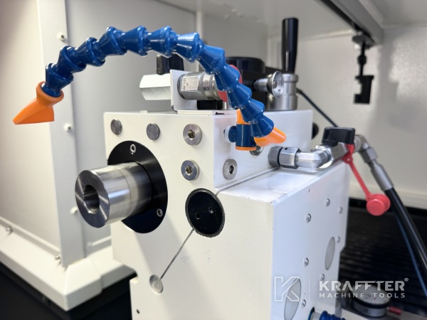Feinmechanik : CNC Rundschleifmaschine STUDER S33 90177