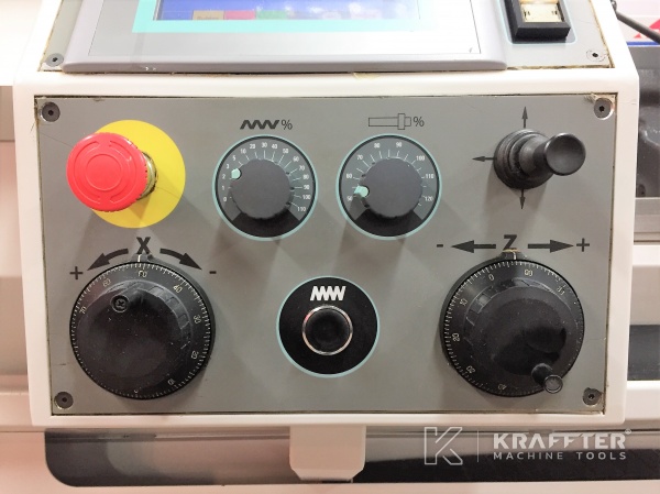 Präzisionsbearbeitung mit gebrauchten CNC Zyklendrehmaschine CAZENEUVE Optica 360 20689-918