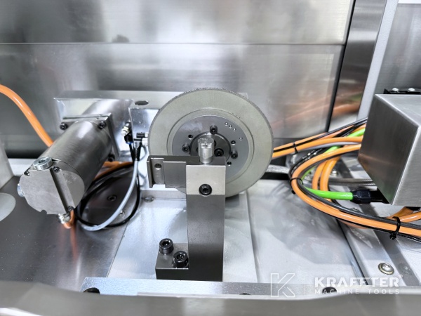CNC Flachschleifmaschine AMADA Techster 84 90162 Gebrauchte Werkzeugmaschinenµ