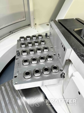 Internationaler Ankauf und Verkauf von CNC Werkzeugschleifmaschine WALTER Helitronic Basic 90112