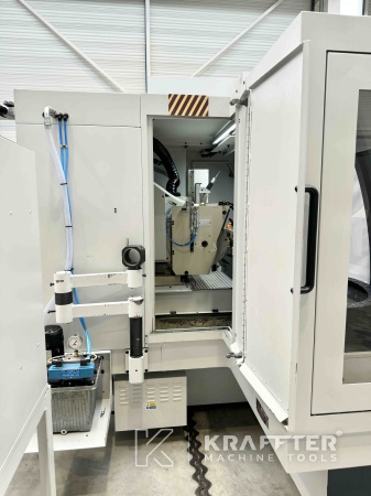 Internationaler Ankauf und Verkauf von CNC Rundschleifmaschine JONES & SHIPMAN Ultramat 650 Easy-B 90120
