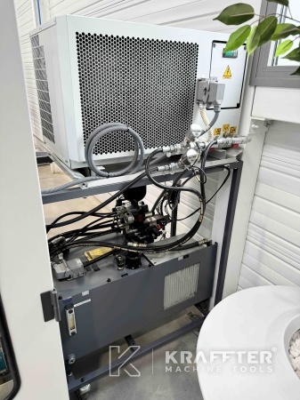 CNC Drehmaschine zu verkaufen BENZINGER TNI B6 90116 Gebrauchte Werkzeugmaschinen
