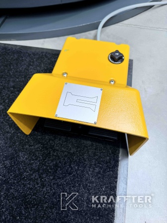 CNC Werkzeugschleifmaschine für die Metallbearbeitung WALTER Helitronic Basic 90112