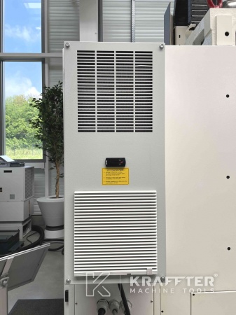 Ankauf und Verkauf weltweit von CNC Bearbeitungszentrum, gebraucht, HURON VX6 APC 90072