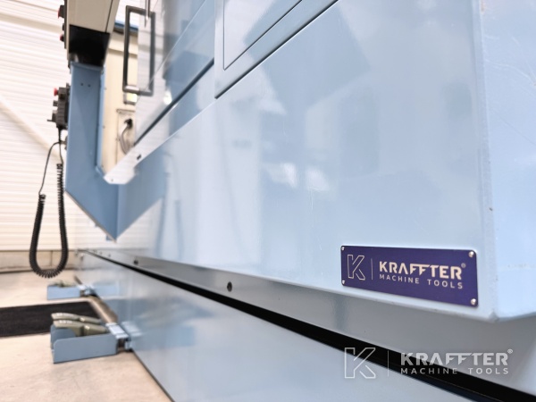 Typenschild Dreh Fräszentrum OKUMA Multus B400 bei KRAFFTER 90175