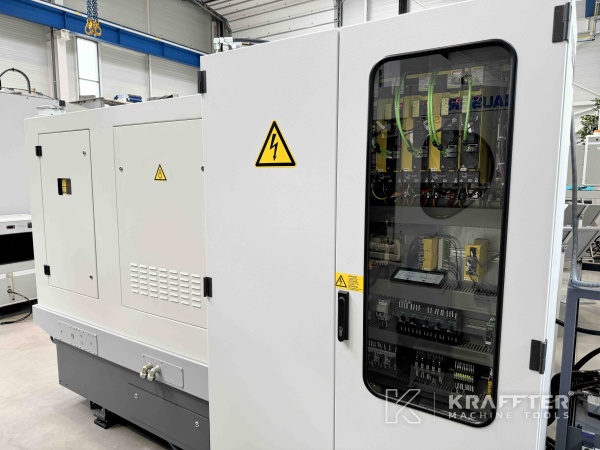 Industriemaschinen zum Drehen CNC Drehmaschine BENZINGER TNI B6 90116 