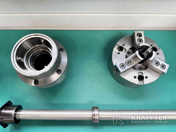 Zubehör, Ausrüstung und Werkzeuge für CNC Drehmaschine NAKAMURA NTJ 100 90150