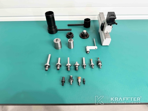 Zubehör, Ausrüstung und Werkzeuge für CNC Rundschleifmaschine KELLENBERGER Kel-Vista UR 175/1000 90099