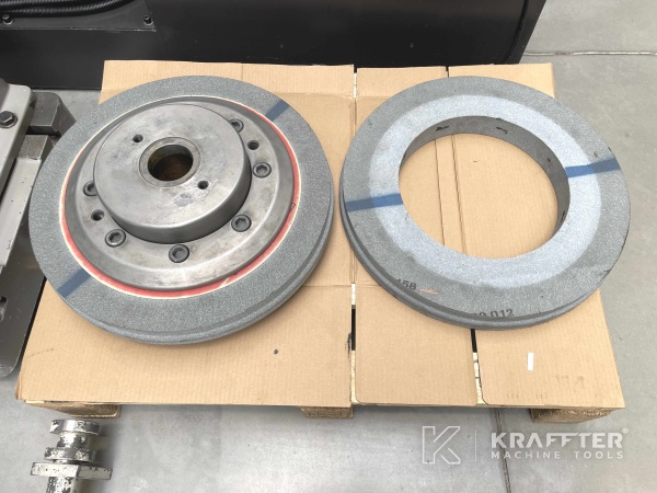 Ersatzteile, Zubehör und Werkzeuge für CNC Rundschleifmaschine OKUMA GP-26T II 20690-023