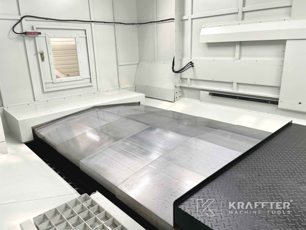 CNC Bearbeitungszentrum EUMACH DVM 2021 90082 Gebrauchte Werkzeugmaschinenµ