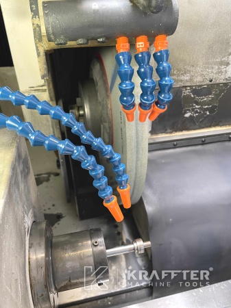 Präzisionsbearbeitung mit gebrauchten CNC Rundschleifmaschine OKUMA GP-26T II 20690-023