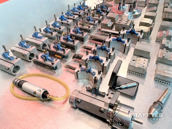Feinmechanik CNC Zyklendrehmaschine DMT KERN Status 20689-933 Gebrauchte Werkzeugmaschinen