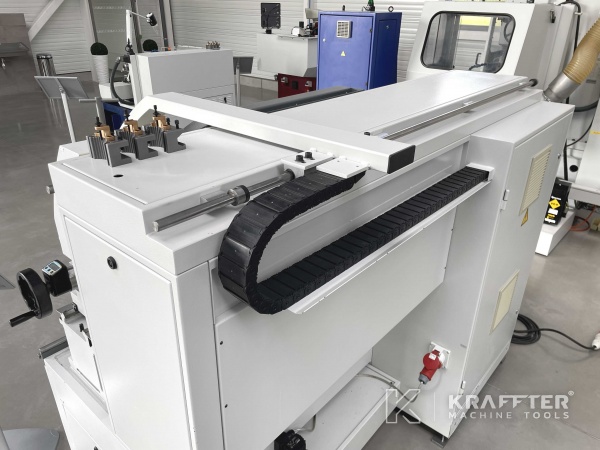 Industriemaschinen zum Drehen CNC Zyklendrehmaschine DMT KERN CD 282 20689-993 