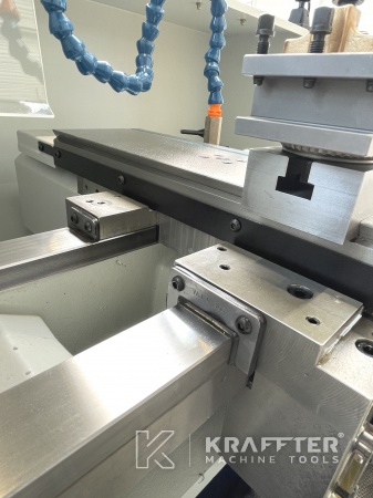 Drehmaschine mit CNC-Steuerung SCHAUBLIN 225 20690-007 KRAFFTER – Händler für gebrauchte Werkzeugmaschinen