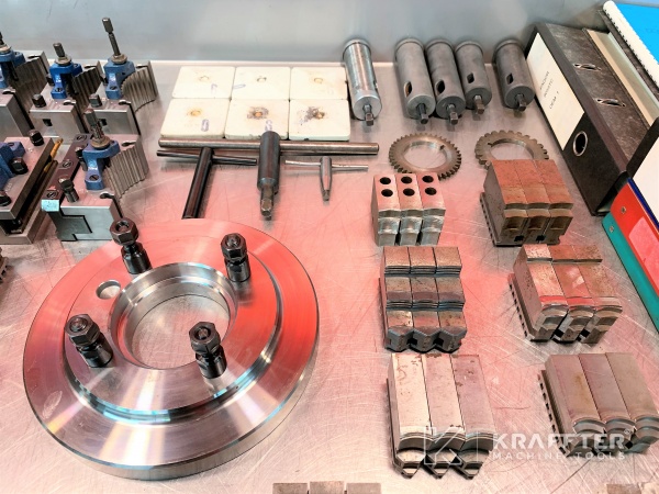 Maschinenausrüstung, Zubehör für CNC Zyklendrehmaschine DMT KERN Status 20689-933