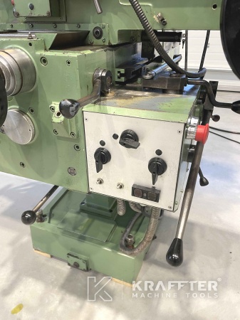 Konventionelle Fräsmaschine gebraucht, VERNIER FV300E 20690-011 3 Achsen zu verkaufen