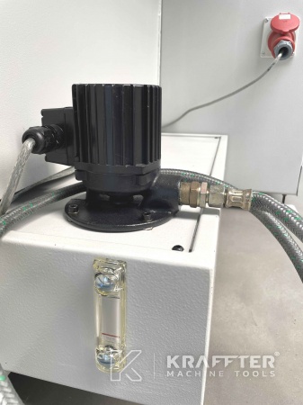 CNC Zyklendrehmaschine gebraucht, DMT KERN CD 282 20689-992 Lagerräumung Europa, Deutschland und international