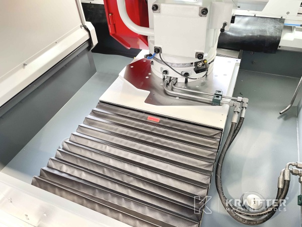 Ankauf und Verkauf CNC Rundschleifmaschine STUDER Favorit CNC 20690-016, international