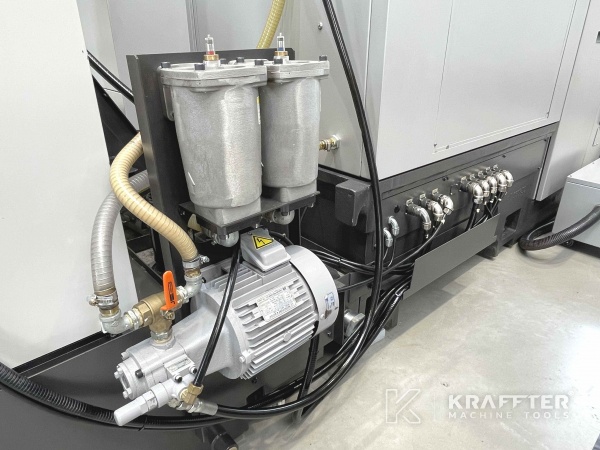 CNC Drehmaschine gebraucht für die Metallbearbeitung - TSUGAMI M 50 SYE-III 4 Achsen 20690-031
