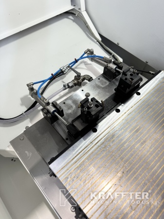 Feinmechanik : CNC Flachschleifmaschine BLOHM Planomat 612 HP 90133