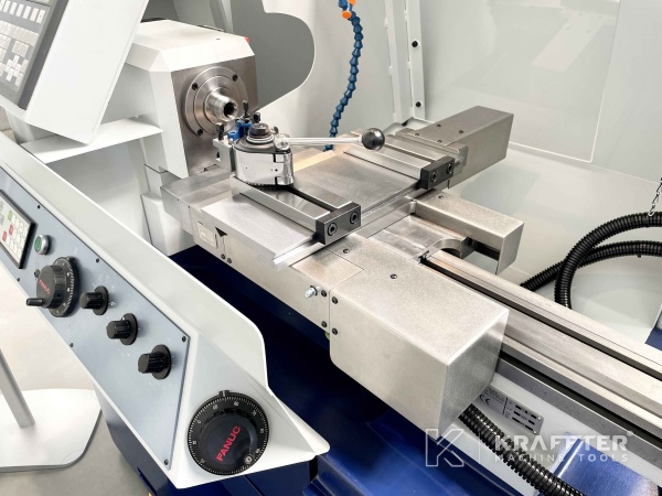 Präzisionsbearbeitung mit gebrauchten CNC Drehmaschine SCHAUBLIN 102 TM-CNC 90075