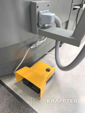 Ankauf und Verkauf weltweit von CNC-Schärfmaschine, gebraucht, WALTER Helitronic Power 90076
