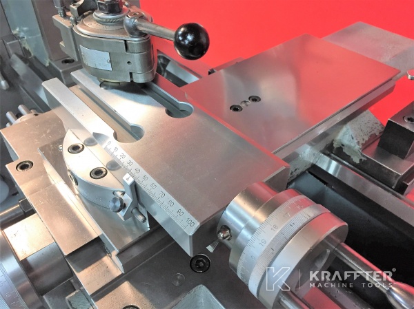 Industriemaschinen zum Konventionelle Drehmaschine SCHAUBLIN 150 20689-898 