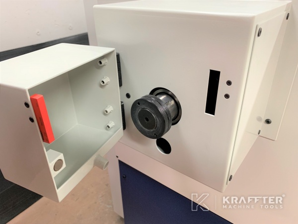 CNC Drehmaschine zu verkaufen SCHAUBLIN 225 TM-CNC 20689-943 Gebrauchte Werkzeugmaschinen