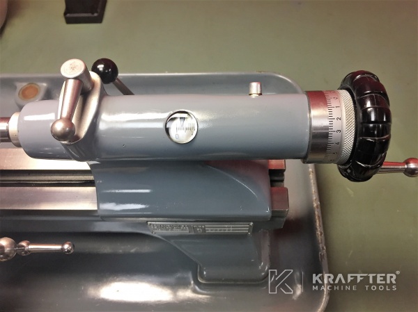 Feinmechanik : Konventionelle Drehmaschine SCHAUBLIN 70 20689-900