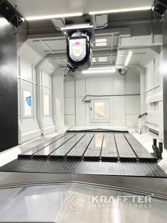 Feinmechanik CNC Bearbeitungszentrum EUMACH DVM 2021 90082 Gebrauchte Werkzeugmaschinen