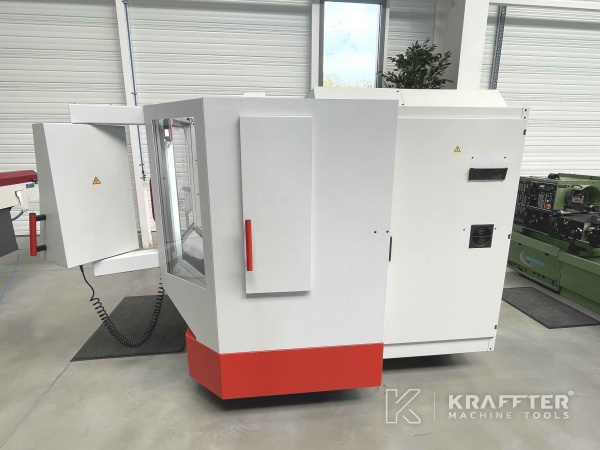 Industriemaschinen zum Fräsen CNC Bearbeitungszentrum HERMLE U 630 T 20689-999 